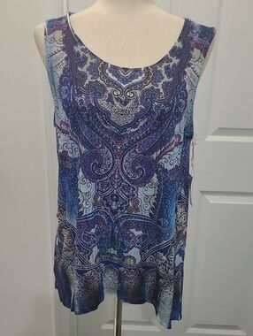 World Unity Blue Paisley Sleeveless High-low Tank Top